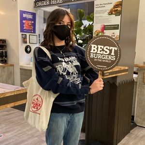 Meet your Posher, Samantha